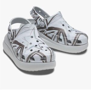 CROCS White Platform Shoes (light blue/gray stars)
